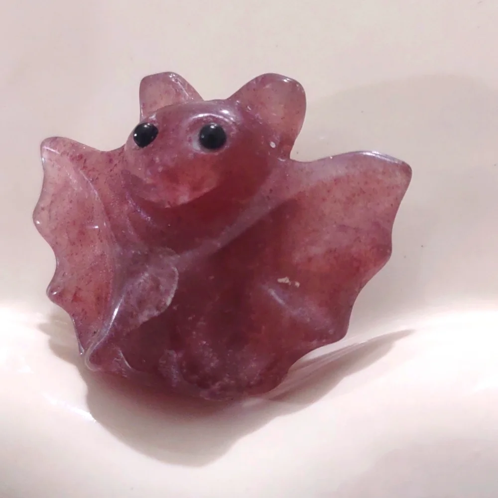 Bat Carving Strawberry Quartz 1inch By 1.5 Inch Has Flaws - Picture 2 of 12